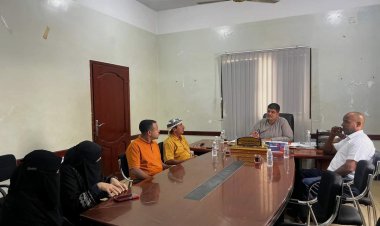 انتقالي حضرموت يناقش مع مدير عام مديرية مدينة المكلا ضرورة استكمال بناء مدرسة الشهيد خالد