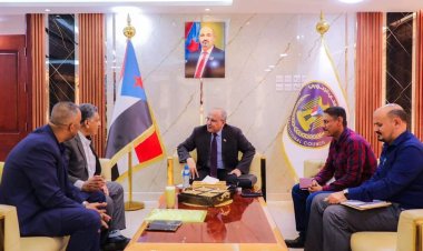 الكثيري يطّلع على سير العملية التعليمية والاستعداد لامتحانات الفصل الدراسي الأول في العاصمة عدن