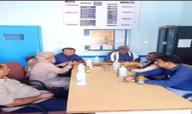 مدير عام مديرية ميفعة يتفقد مستشفى عزان العام ويشيد بخدماته الصحية