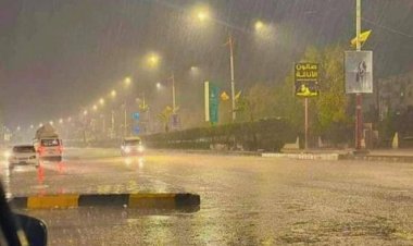 هطول أمطار غزيرة بمناطق متفرقة في عدن