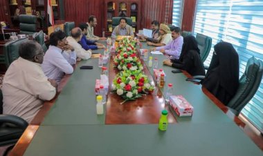 محافظ المهرة يلتقي مجلس إدارة صندوق التنمية البشرية ويؤكد دعمه للطلاب