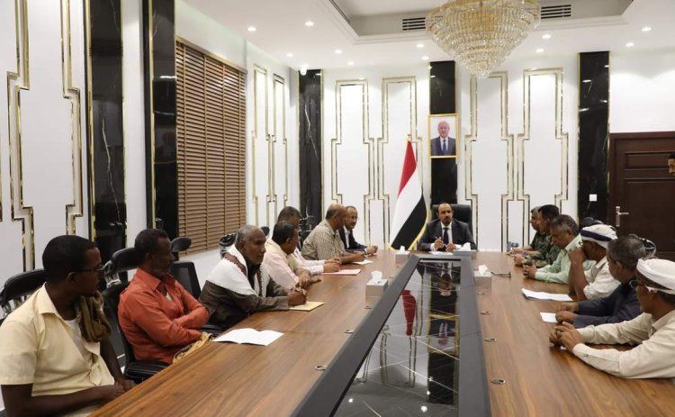 محافظ حضرموت يلتقي لجنة صيادي مدينة شحير