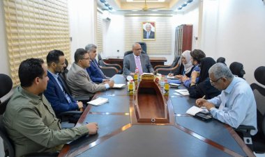 وزير التخطيط يبحث مع مسؤول أممي مواجهة تداعيات نقص تمويل المساعدات الإنسانية