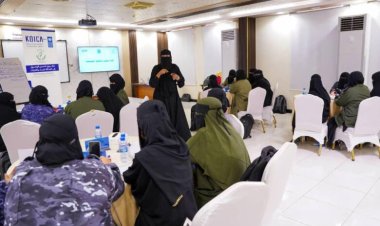 رئيس اتحاد نساء اليمن ساحل حضرموت تختتم الدورة التدريبية الثالث عشر المشتركة للنساء العاملات في سيادة القانون