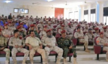 قيادة المنطقة العسكرية الثانية تحتفي بذكرى الاستقلال الوطني 30 نوفمبر بمحاضرة توجيهية