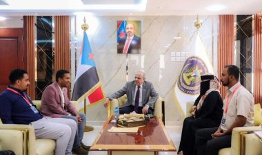 الكثيري يطّلع على سير العمل بجامعة حضرموت وأوضاع كادرها الوظيفي