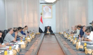 لقاء تشاوري في عدن يناقش سير الأوضاع التربوية والتعليمية