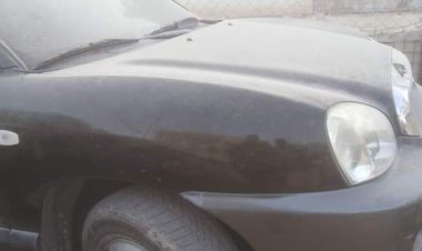 شرطة مديرية سيئون تستعيد سيارة مسروقة وتضبط من قام بسرقتها.