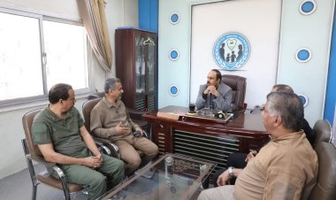 محافظ حضرموت يطلع على خطط التطوير بفرع مصلحة الأحوال المدنية بساحل حضرموت