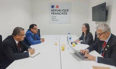 الوزير السقطري يبحث مع السفيرة الفرنسية مشاريع التعاون المستقبلية