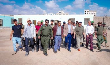 محافظ عدن يتفقد المباني الجديدة لإصلاحية سجن المنصورة