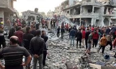 إسرائيل تقتل 36 فلسطينيا في غارتين جويتين بغزة.