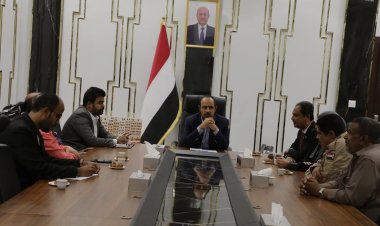 محافظ حضرموت يلتقي الفريق السياسي بالمجلس الانتقالي الجنوبي