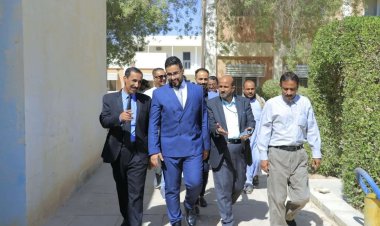 فريق التوعية السياسية بالمجلس الانتقالي يزور كلية المجتمع بسيئون