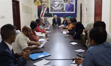 فريق التواصل وتعزيز الوعي السياسي بالمجلس الانتقالي يعقد لقاءً بأعضاء تنفيذية انتقالي لحج