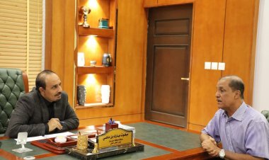 محافظ حضرموت يؤكد أهمية تعزيز الوعي الإعلامي والمعلوماتي لمكافحة الأخبار المضللة ودعم ما يخدم المجتمع