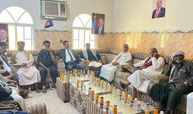 المهرة.. فريق التواصل وتعزيز الوعي السياسي يصل مديرية حوف ويلتقي بالأطر التنظيمية والسلطة المحلية .