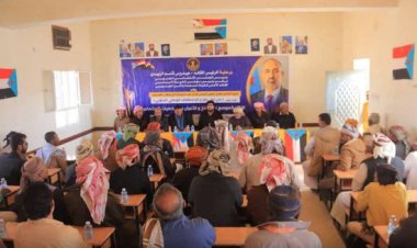 فريق التواصل يلتقي شخصيات سياسية وعسكرية في مديرية رماه