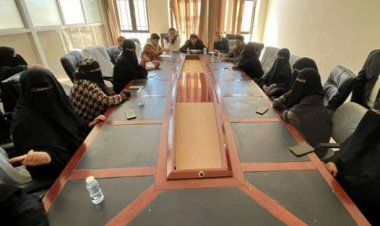 فريق التواصل يلتقي ناشطات في مديرية حات ويؤكد ضرورة تمكين المرأة