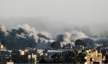 قوات الاحتلال تنسف مباني في حي الزيتون