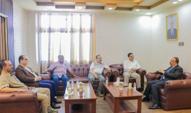 وزير النقل يلتقي سفير بلادنا لدى دولة الكويت ويناقش منحة الطائرات المهداة لشركة الخطوط اليمنية