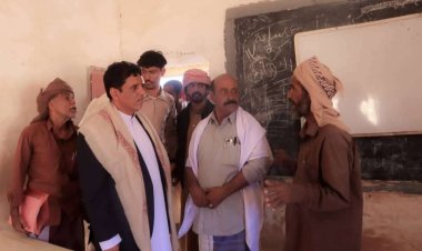 شبوة.. فريق التواصل بالمجلس الانتقالي يتفقد المركز الصحي ومدرسة مديرية دهر