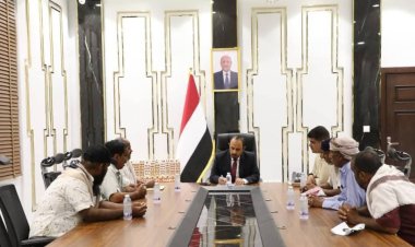 المحافظ بن ماضي يناقش مع رؤساء أحياء روكب قضايا الخدمات والمشاريع التنموية والصيادين