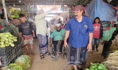 صندوق النظافة ومكتب الأشغال العامة بالمهرة يطلقان حملة شاملة لتنظيم الأسواق.