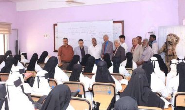 فريق التواصل بالمجلس الانتقالي يتفقد المعهد العالي للعلوم الصحية في محافظة لحج