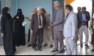 فريق التواصل بالمجلس الانتقالي يطلع على مستوى إنجاز مشاريع البنية التحتية في كليات جامعة لحج