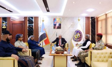 الكثيري يلتقي رجل الأعمال سعيد بن محسن المشجري