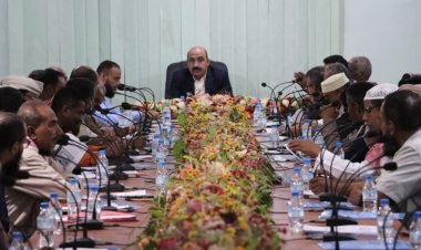 مدير مكتب الوزارة بالمحافظة يدشن ورشة عمل حول (الوسائل التعليمية الإلكترونية) لعدد (90) كادراً تربوياً وتعليمياً بالمحافظة