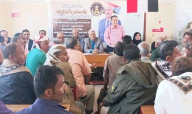 فريق التواصل وتعزيز الوعي السياسي يعقد لقاءً موسعًا مع قيادتي الانتقالي والسلطة المحلية وأعضاء الجمعية الوطنية في كرش