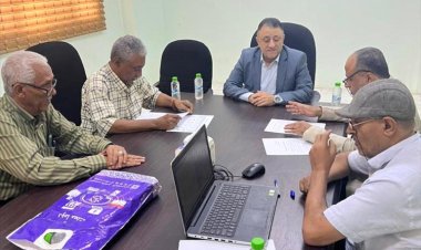 اجتماع برئاسة أمين عام محلي أبين وبحضور المدير العام التنفيذي للهيئة العامة لكهرباء الريف يناقش أوضاع الكهرباء بمديريتي أحور والمحفد