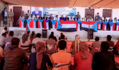 شبوة.. فريق التواصل وتعزيز الوعي السياسي بالمجلس الانتقالي يعقد لقاءً موسعًا مع قيادة المجلس والسلطة المحلية بمديرية رضوم