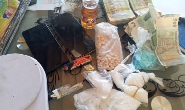 المهرة: أمن قشن يضبط أحد أكبر مروجي المخدرات وبحوزته كميات كبيرة من المواد المخدرة