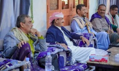 محافظ شبوة يستقبل قيادات سياسية وشعبية عقب عودته