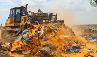 قوات الحزام الأمني بالعاصمة عدن تُتلف شحنة استهلاكية منتهية الصلاحية