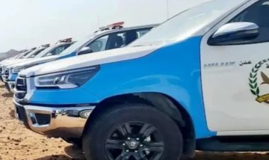 الأجهزة الأمنية بالعاصمة عدن بضبط متهمين بالإعتداء على موظف عام