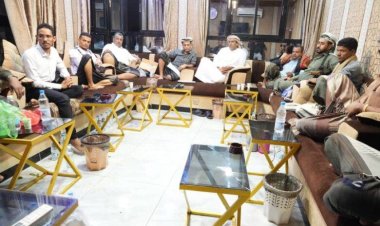 أعلن عن دعم مشروعات حيوية..الشيخ باكريت يلتقي اتحاد طلاب الصبيحة في العاصمة عدن