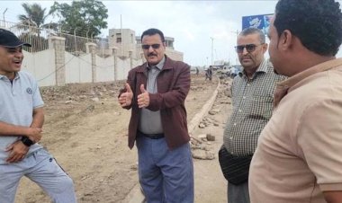 مدير عام المنصورة يتفقد أعمال التحسين في عدد من شوارع منطقة الدرين