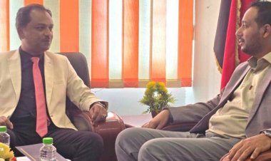 فادي باعوم يلتقي وزير التربية والتعليم لمناقشة قضايا التعليم في حضرموت