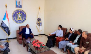 رئيس تنفيذية انتقالي شبوة يلتقي إدارة السكن الطلابي لأبناء محافظة شبوة في العاصمة عدن