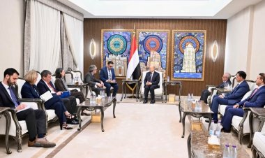 رئيس مجلس القيادة يستقبل سفراء الاتحاد الأوروبي