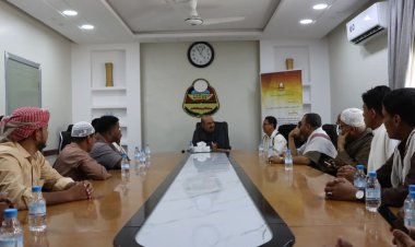 المدير باعباد يستقبل الإدارة المدرسية وأعضاء هيئة التدريس بثانوية الحوطة للبنين بمديرية شبام