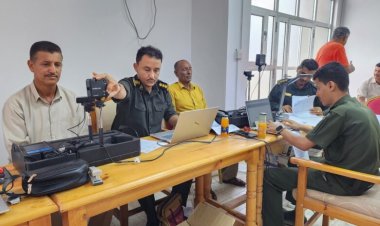 تدشين إصدار البطاقة الشخصية الذكية لمنتسبي الكلية الحربية بعدن