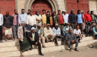 للأسبوع الثاني على التوالي.. موظفو كهرباء الضالع يواصلون إضرابهم عن العمل