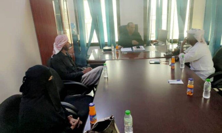 الأمين العام لنقابة المعلمين والتربويين الجنوبيين بساحل حضرموت يلتقي بمدير التربية بغيل باوزير