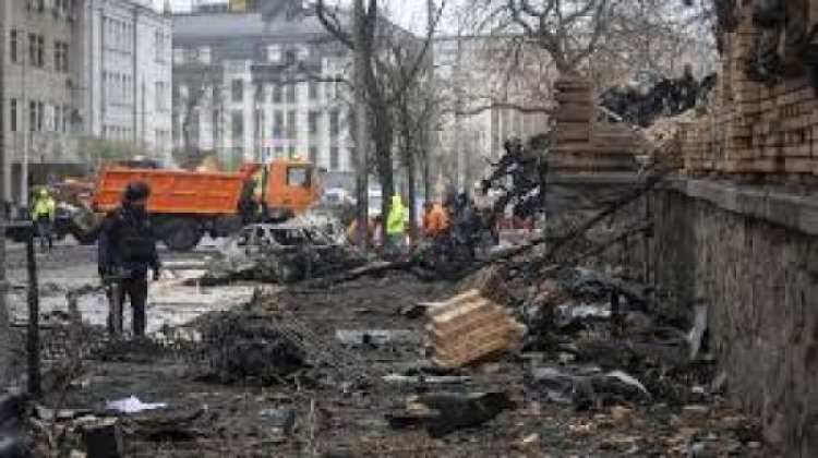 ثلاثة قتلى في ضربات مسيرات روسية على محيط كييف