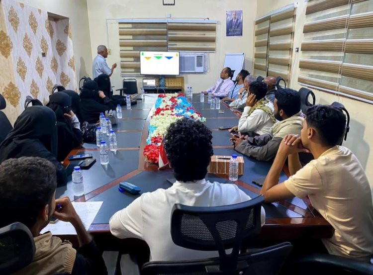 منسقية انتقالي الصيدلة بحضرموت تقيم دورة تدريبية بعنوان "الذكاء الاصطناعي وتداخلاته في مجال الصيدلة"